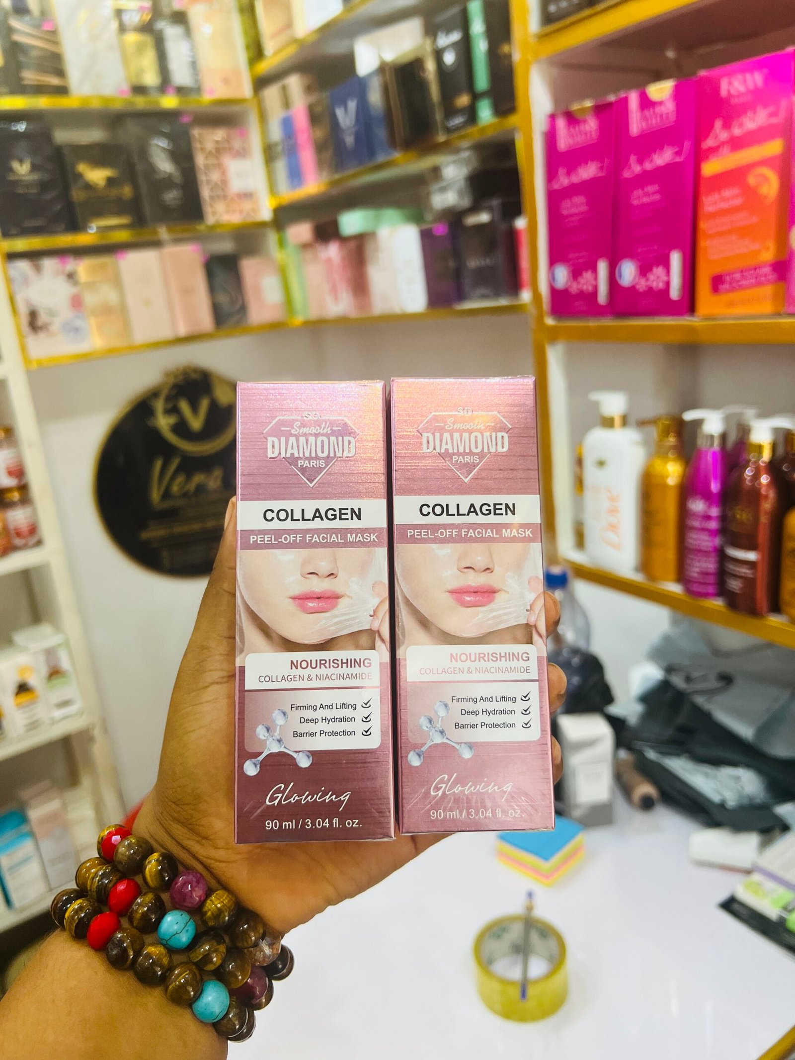 Smooth diamond collagen peel off facial mask