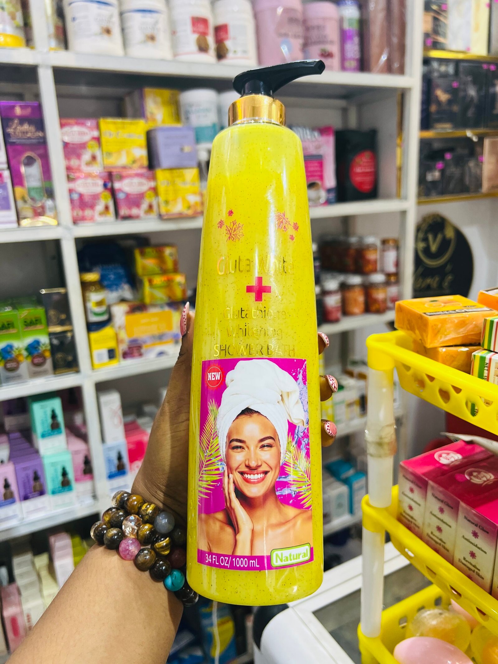 Gluta white + glutathione whitening shower gel
