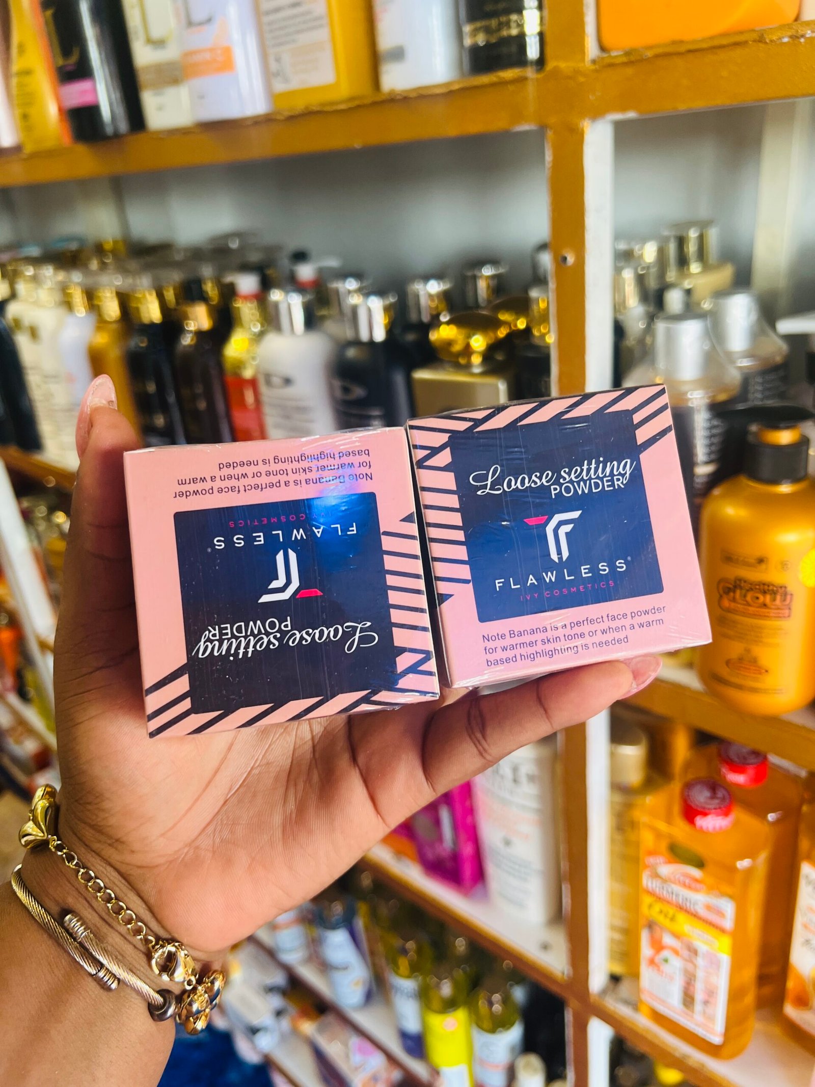 Flawless ivy setting powder